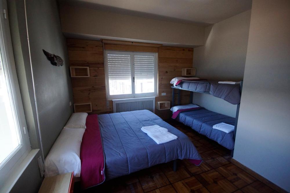 Carving Surf Hostel San Esteban de Pravia ภายนอก รูปภาพ