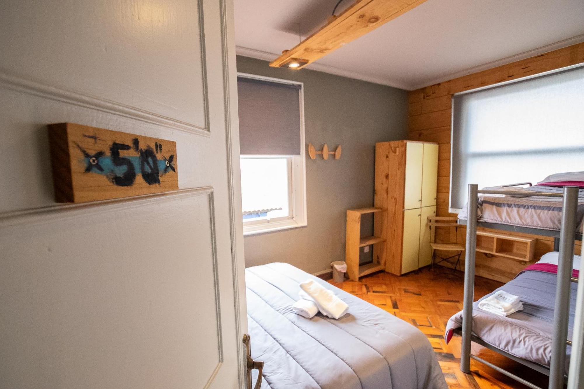 Carving Surf Hostel San Esteban de Pravia ภายนอก รูปภาพ