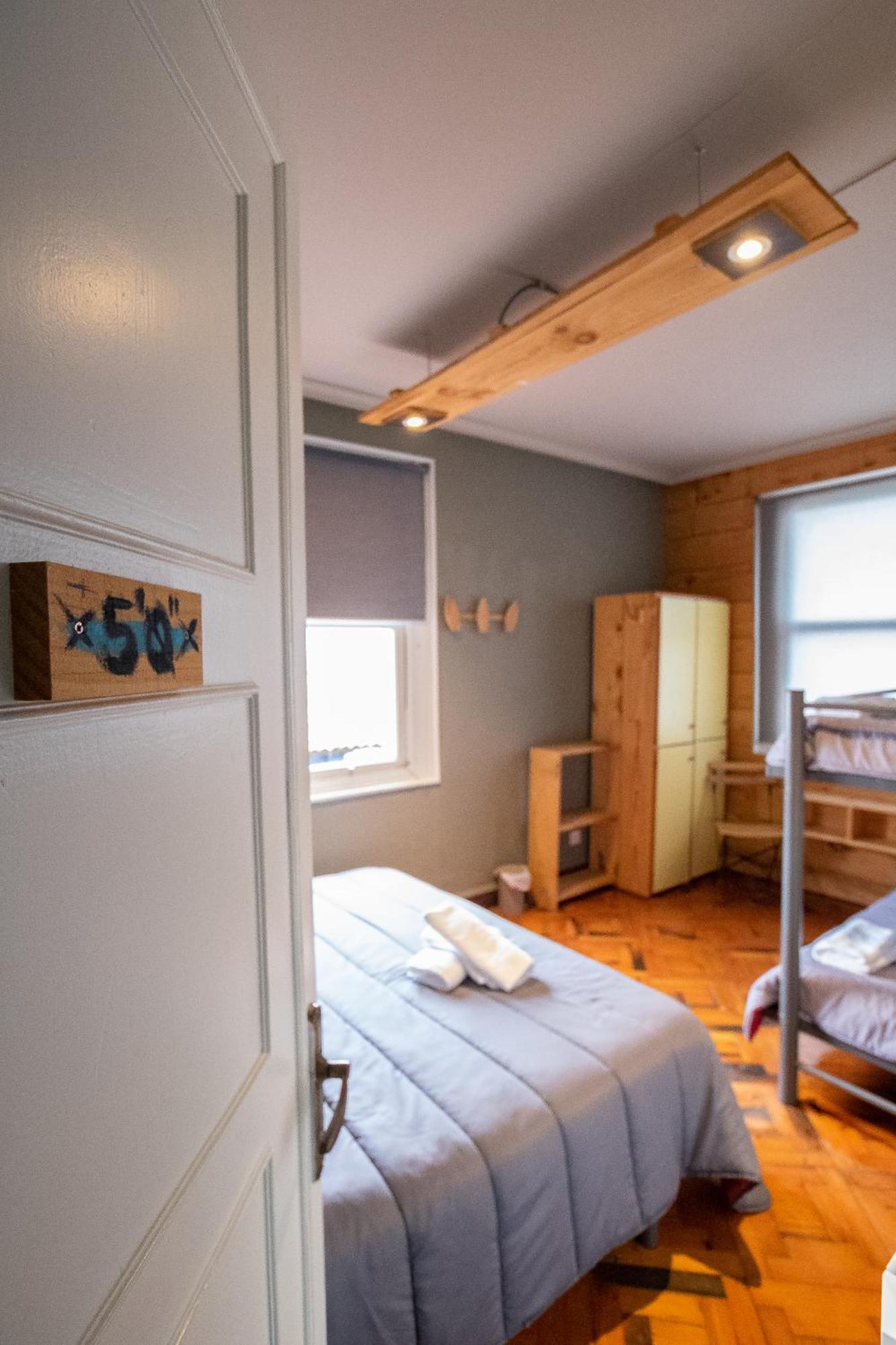 Carving Surf Hostel San Esteban de Pravia ภายนอก รูปภาพ