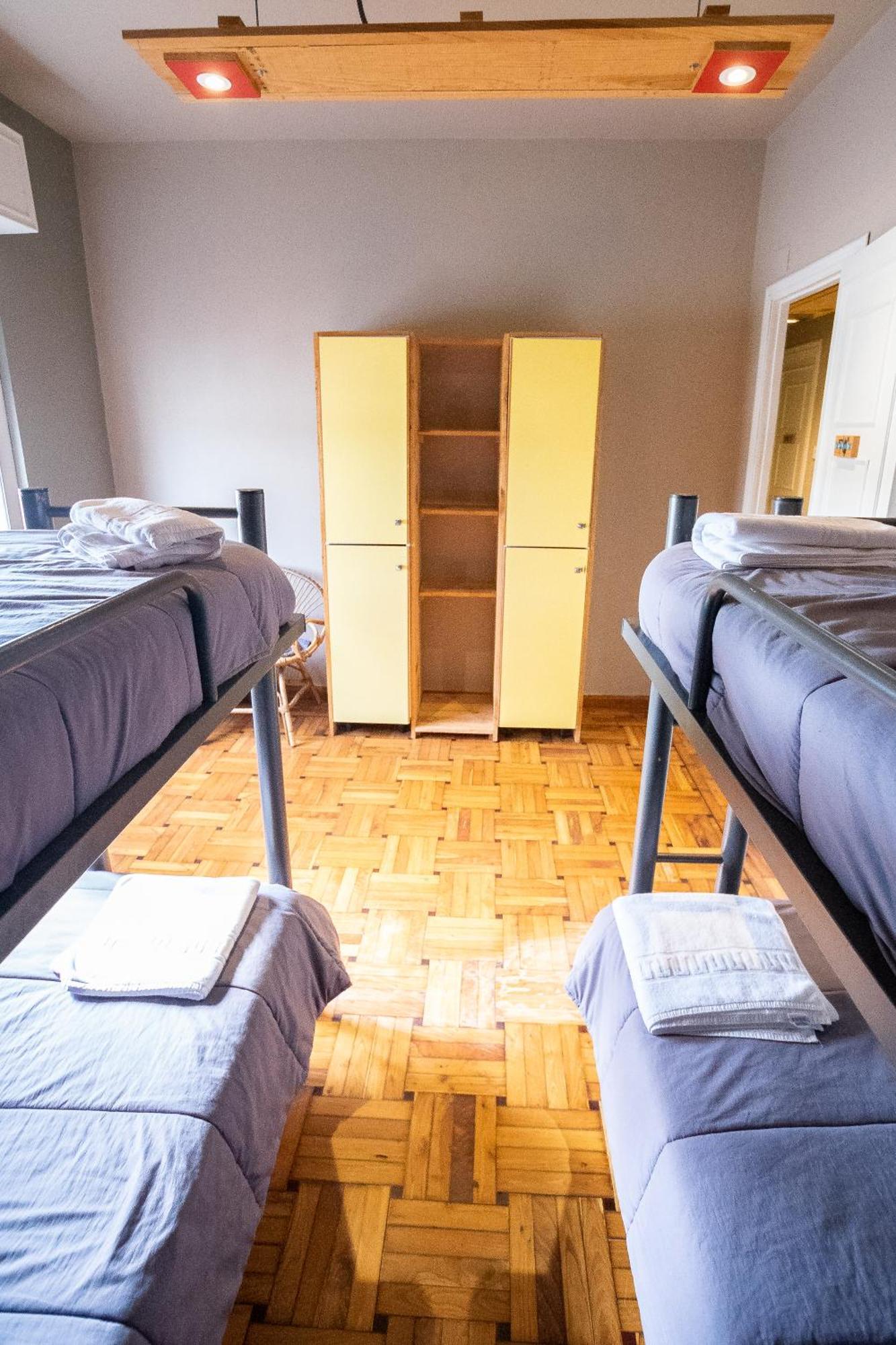 Carving Surf Hostel San Esteban de Pravia ภายนอก รูปภาพ