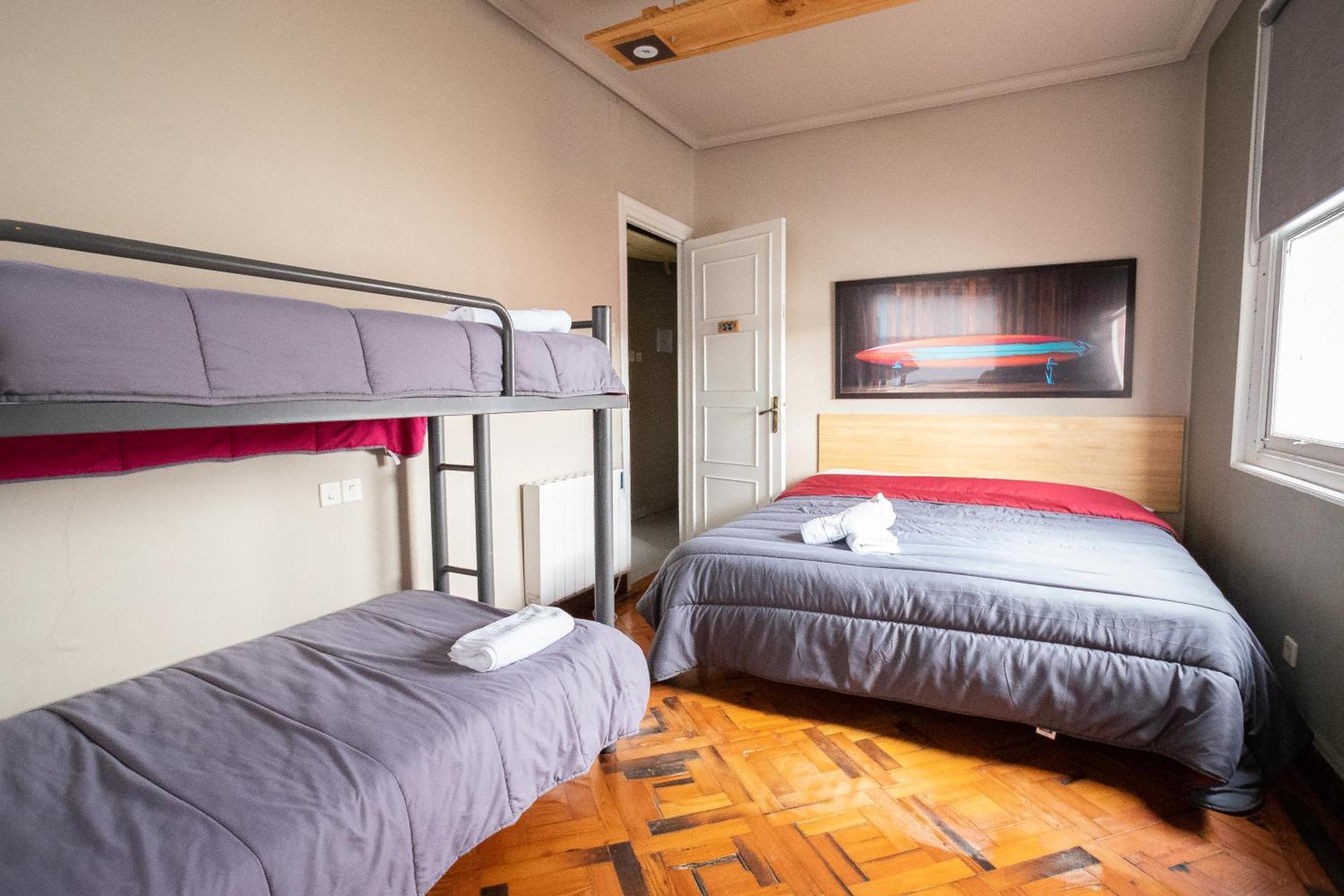 Carving Surf Hostel San Esteban de Pravia ภายนอก รูปภาพ